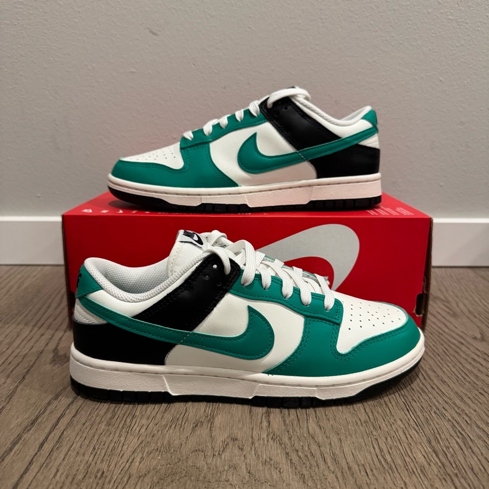 Nike Dunk Low Green Black